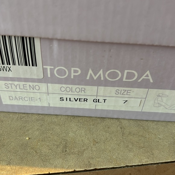 Top Moda silver glittery sandal size 7 - Picture 6 of 6
